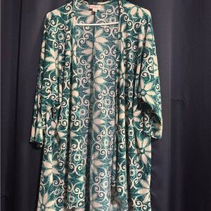 LuLaRoe Teal and Cream Patterned Top